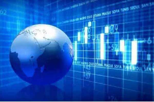 随着强劲的就业数据拖累美债 交易员撤回美联储降息押注