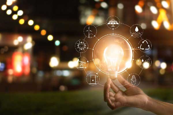 随着强劲的就业数据拖累美债 交易员撤回美联储降息押注